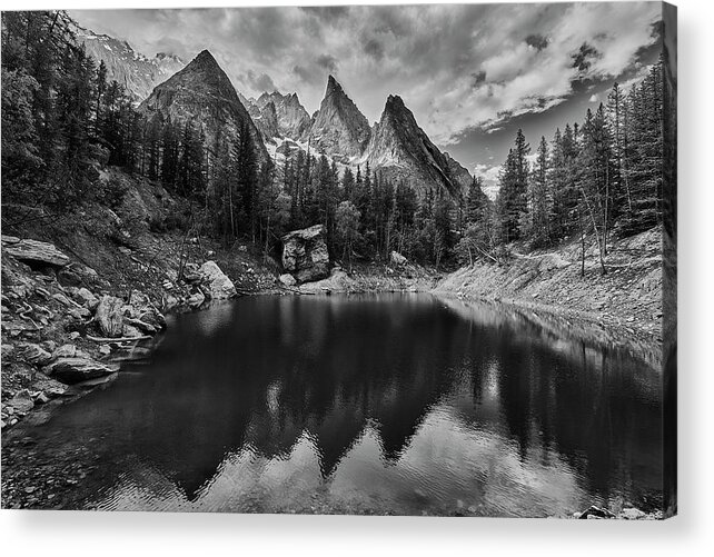 Lago Verde Acrylic Print featuring the photograph Lake in the Alps by Jon Glaser