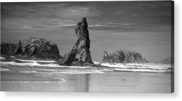 Bandon Beach Acrylic Print featuring the photograph The Wizard's Hat by Ed Riche