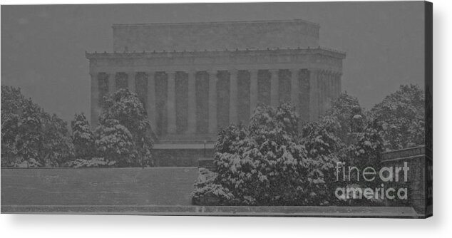 Washington Dc In The Snow Lincoln Memorial Acrylic Print featuring the photograph The Lincoln Memorial by Tracy Rice Frame Of Mind