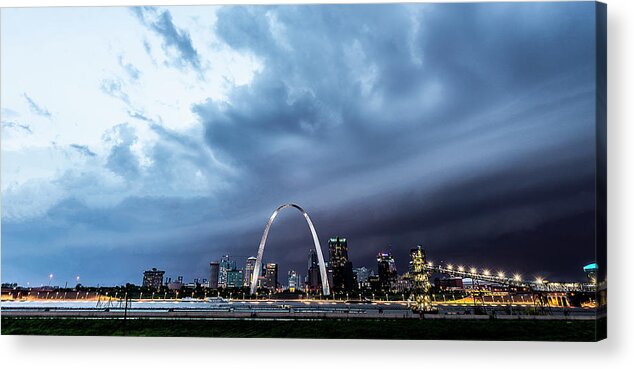 St. Louis Acrylic Print featuring the photograph Incoming At The Arch by Marcus Hustedde