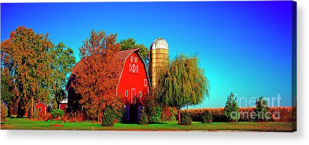 Huntley Acrylic Print featuring the photograph Huntley Road Barn early morning by Tom Jelen