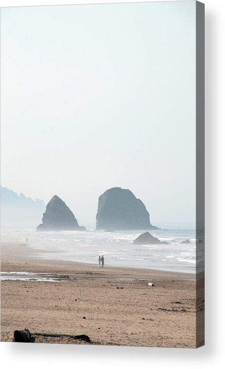 Heterosexual Couple Acrylic Print featuring the photograph Couple Walking On Rocky Beach by Carolyn Hebbard