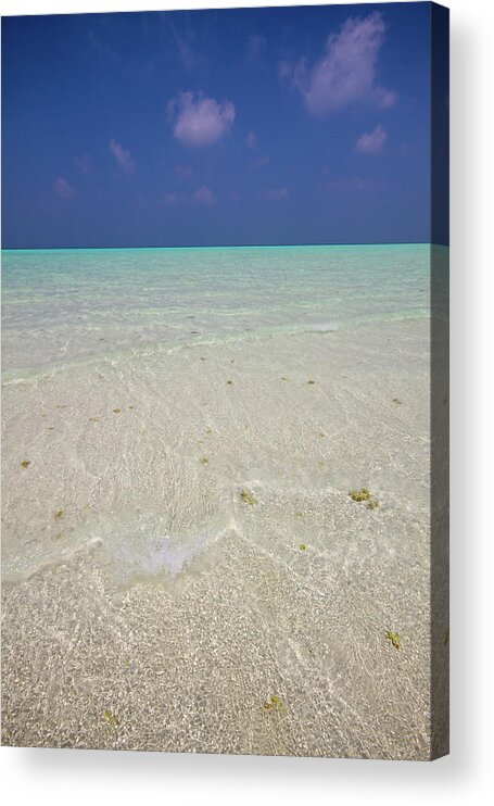 Water's Edge Acrylic Print featuring the photograph Indian Ocean Horizon by Universal Stopping Point Photography