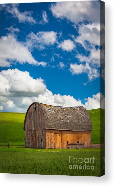 America Acrylic Print featuring the photograph Palouse Barn and Clouds by Inge Johnsson