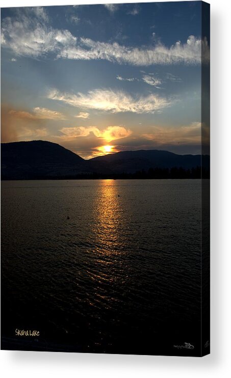 Sunset Acrylic Print featuring the photograph Smokey-002 Sunset over Skaha Lake by Guy Hoffman