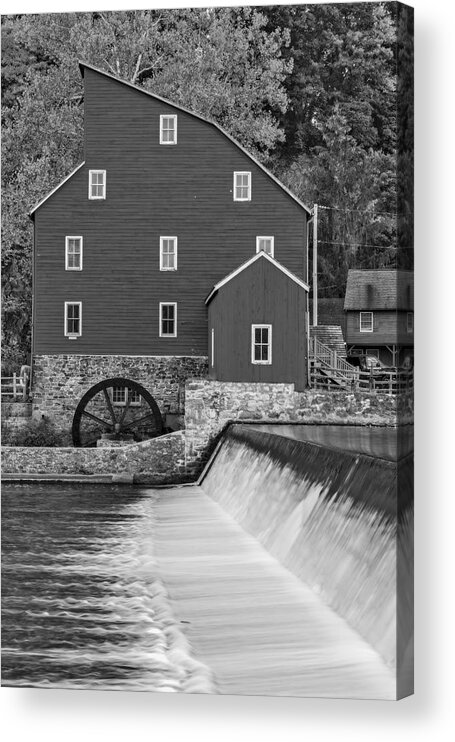 Clinton Acrylic Print featuring the photograph The Red Mill At Clinton BW by Susan Candelario