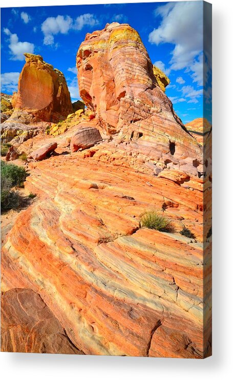 Valley Of Fire State Park Acrylic Print featuring the photograph Valley of Fire by Ray Mathis