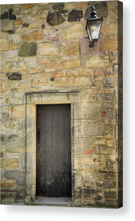 Edinburgh Acrylic Print featuring the photograph Edinburgh Castle by Ray Devlin