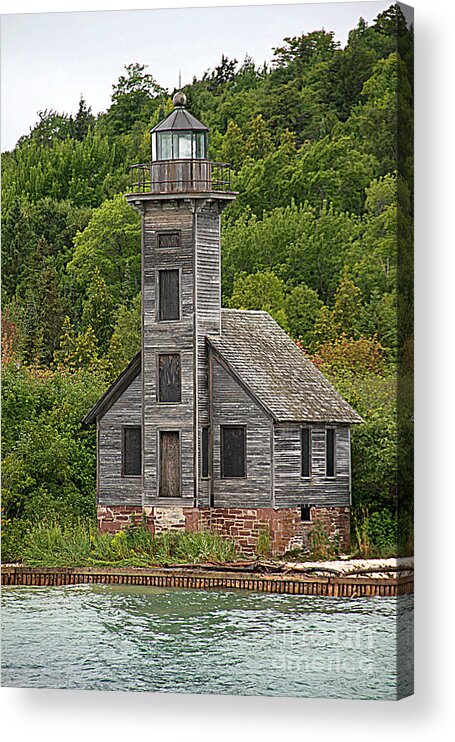 Grand Island East Channel Lighthouse Acrylic Print featuring the photograph Grand Island East Channel Lighthouse #6664 by Mark J Seefeldt