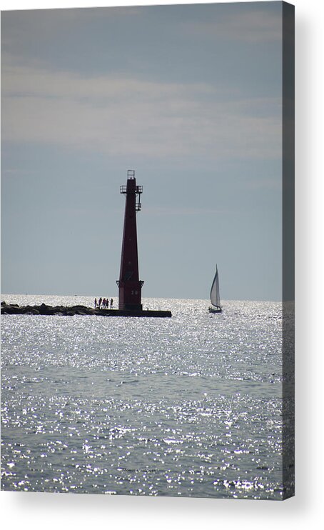 Muskegon Michigan South Breakwater Beacon Acrylic Print featuring the photograph Muskegon Michigan South Breakwater Beacon Vertical by Thomas Woolworth