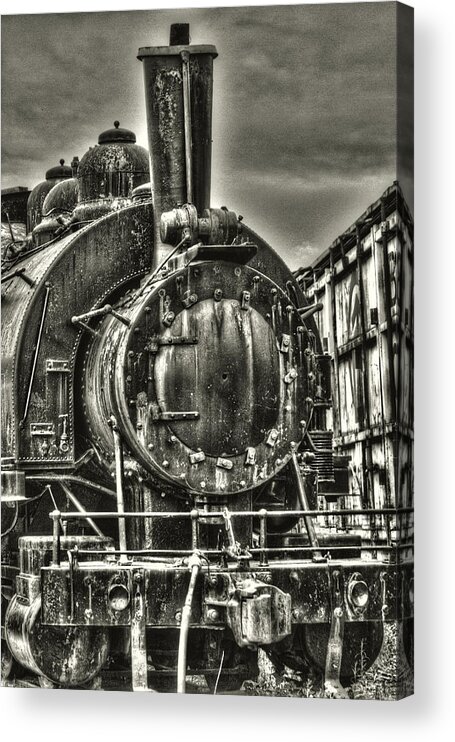 Illinois Acrylic Print featuring the photograph Rusting Locomotive by Roger Passman