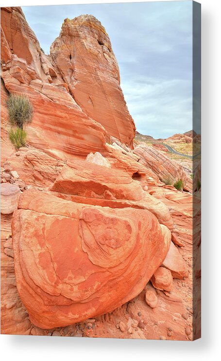 Valley Of Fire State Park Acrylic Print featuring the photograph Sandstone Pillar in Valley of Fire by Ray Mathis
