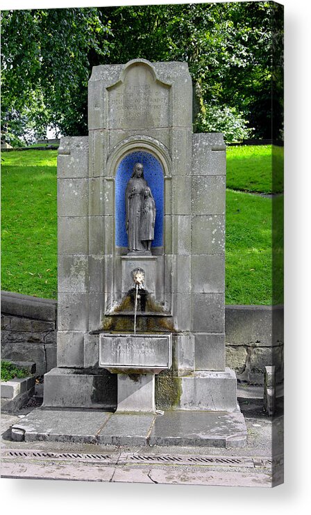 Europe Acrylic Print featuring the photograph St Ann's Well, Buxton by Rod Johnson