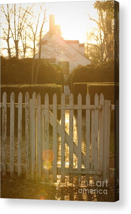 Colonial Williamsburg Acrylic Print featuring the photograph Sunset Over Williamsburg by Rachel Morrison