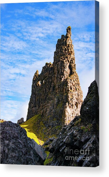 Isle Of Skye Acrylic Print featuring the photograph The Needle Rock Two by Bob Phillips