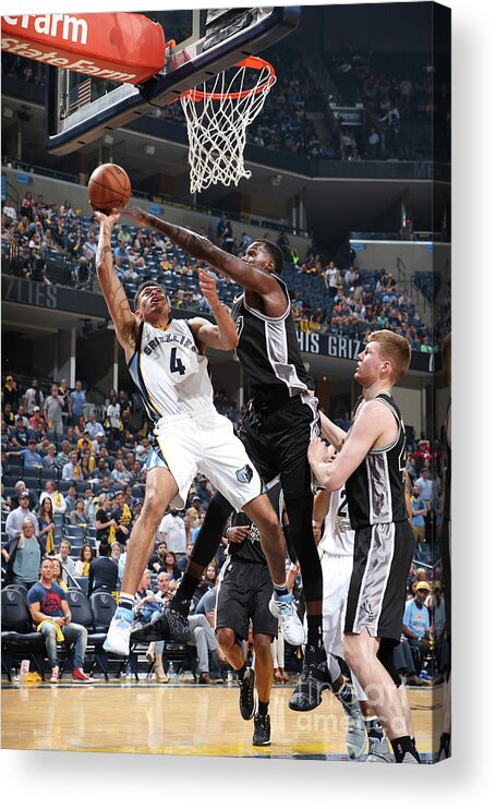 Wade Baldwin Iv Acrylic Print featuring the photograph San Antonio Spurs V Memphis Grizzlies - by Joe Murphy