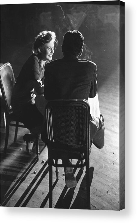 Nightclub Acrylic Print featuring the photograph Dancehall Chat by Leonard Mccombe