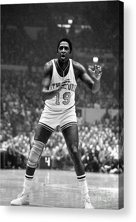 Willis Reed Acrylic Print featuring the photograph New York Knicks Willis Reed by Dick Raphael