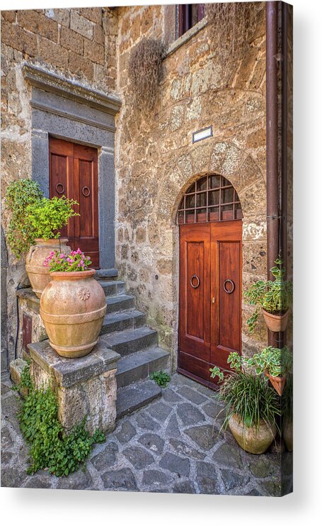 Courtyard Acrylic Print featuring the photograph Romantic Courtyard Of Tuscany by David Letts