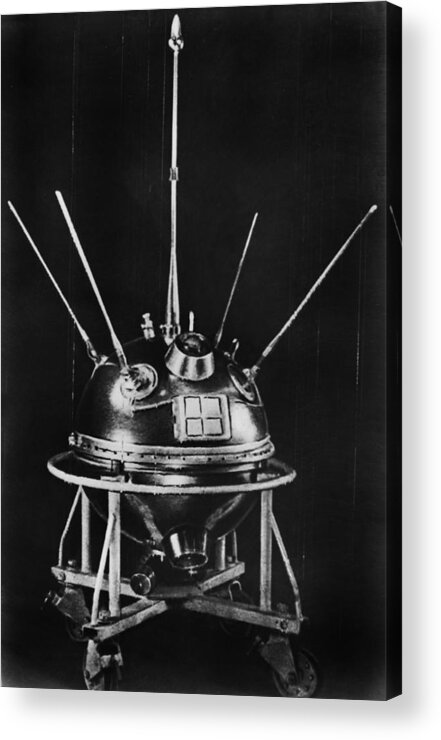 1950-1959 Acrylic Print featuring the photograph Soviet Satellite Lunik In January 1959 by Keystone-france