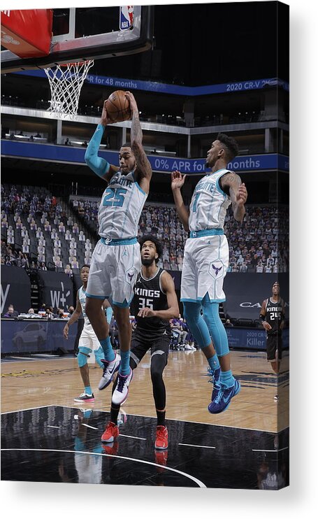 Nba Pro Basketball Acrylic Print featuring the photograph Charlotte Hornets v Sacramento Kings by Rocky Widner