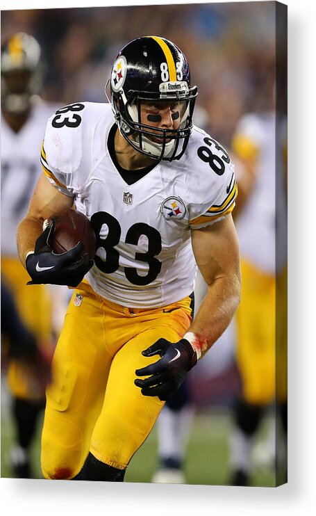 Three Quarter Length Acrylic Print featuring the photograph Pittsburgh Steelers v New England Patriots #6 by Maddie Meyer