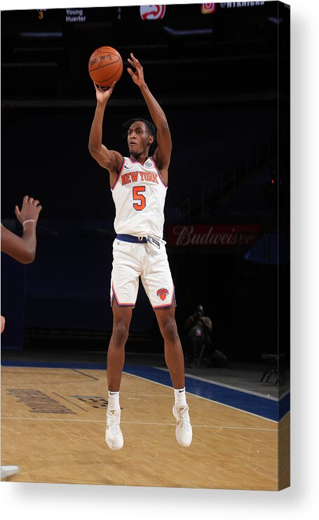 Nba Pro Basketball Acrylic Print featuring the photograph Atlanta Hawks v New York Knicks by Nathaniel S. Butler
