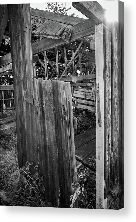 Antique Barn Door Acrylic Print featuring the photograph Broken Door by Gina Cinardo