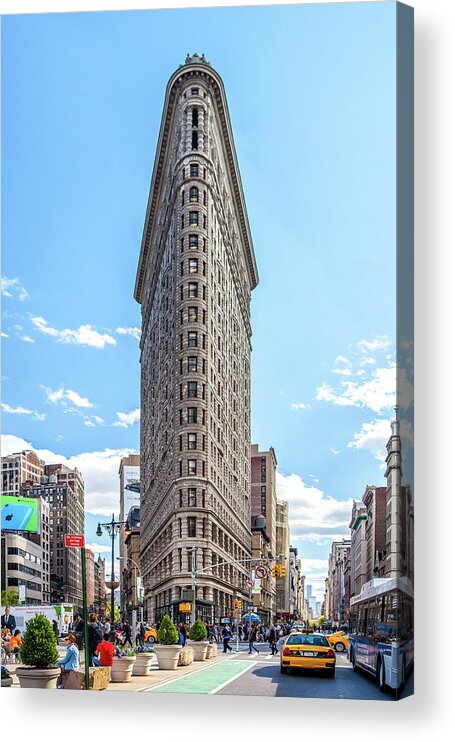 Flatiron Building Acrylic Print featuring the photograph Busy On Broadway and Fifth by Az Jackson