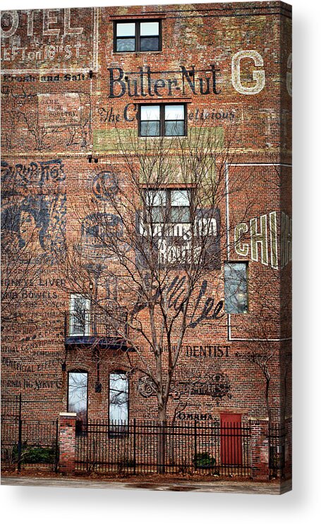 Omaha Acrylic Print featuring the photograph Old Market - Omaha - Metz Building - #1 by Nikolyn McDonald