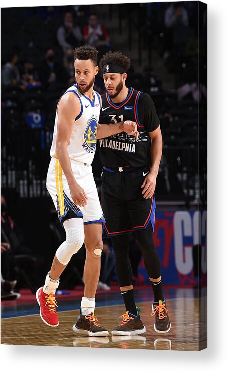 Nba Pro Basketball Acrylic Print featuring the photograph Stephen Curry and Seth Curry by David Dow
