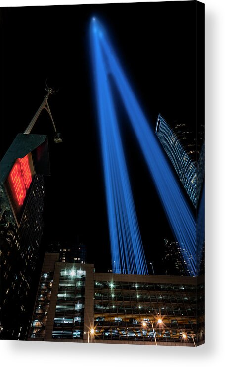 New York Acrylic Print featuring the photograph Tribute in Light by Stefan Knauer