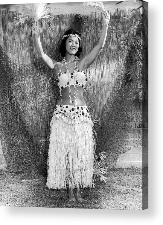1 Person Acrylic Print featuring the photograph A Young Hawaiian Hula Woman by Underwood Archives