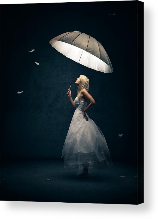Girlwomanumbrellafeatherswhitefallingdressfantasyfineartlightsourceemittingbeautifulyounglongblondehairwhitedressedglowingshiningabovelookingupatholdingdreamyconceptualsurrealcaucasianblueduetonetonedimagemagicmoodyatmosphereromanticdarkbackgrounddreamlikemysticalmysterious001071la Acrylic Print featuring the photograph Girl with umbrella and falling feathers by Johan Swanepoel