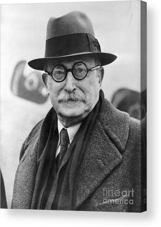 People Acrylic Print featuring the photograph Leon Blum In Head And Shoulders Picture by Bettmann