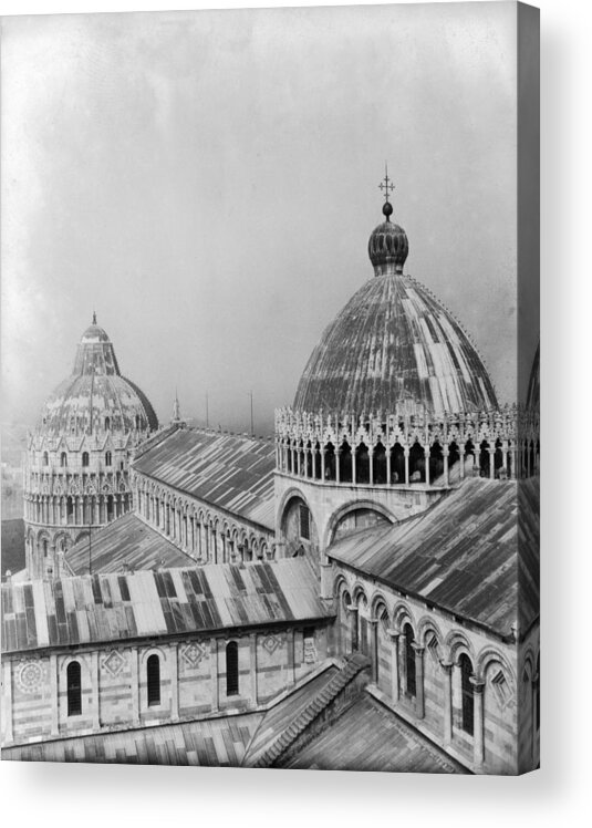 1930-1939 Acrylic Print featuring the photograph Piazza Del Duomo by Fox Photos