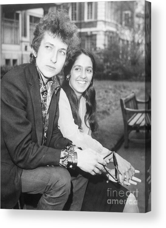Singer Acrylic Print featuring the photograph Singers Bob Dylan And Joan Baez by Bettmann