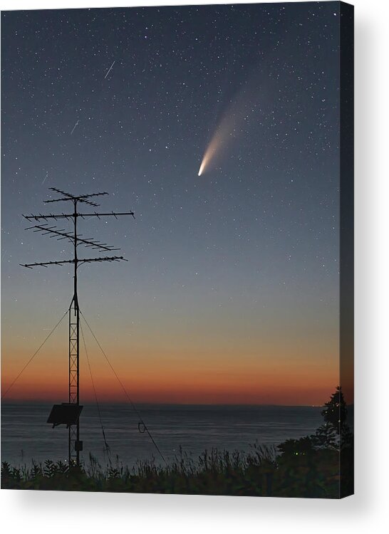 Great Lakes Acrylic Print featuring the photograph Comet Neowise by Rod Best