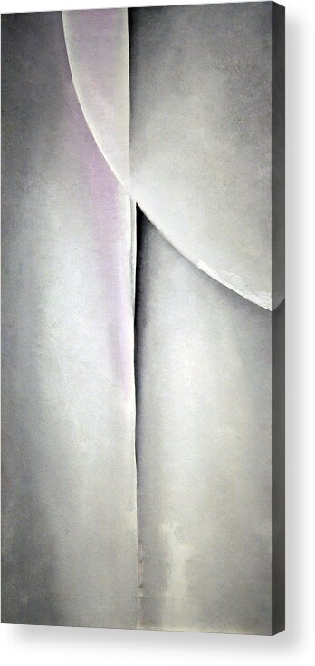 Line And Curve Acrylic Print featuring the photograph O'Keeffe's Line And Curve by Cora Wandel