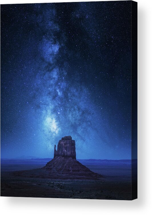 Arizona Acrylic Print featuring the photograph Monument Milkyway by Juan Pablo De