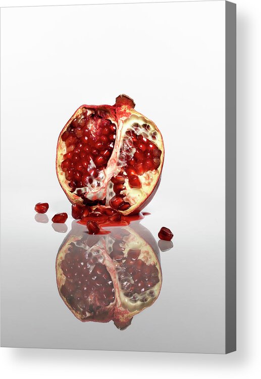 White Background Acrylic Print featuring the photograph Form #6 by Kei Uesugi