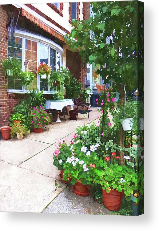 Cafe Acrylic Print featuring the photograph Belvidere NJ - Outdoor Cafe with Flowerpots by Susan Savad