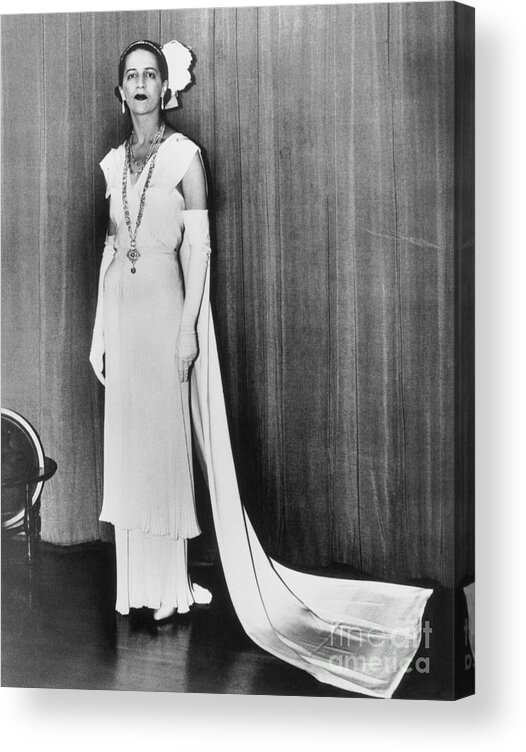 People Acrylic Print featuring the photograph Socialite Wearing Gown For Buckingham by Bettmann