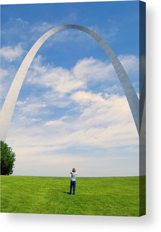 St Louis Arch Photo Acrylic Print featuring the photograph Saint Louis Arch Missouri Vertical by Bob Pardue