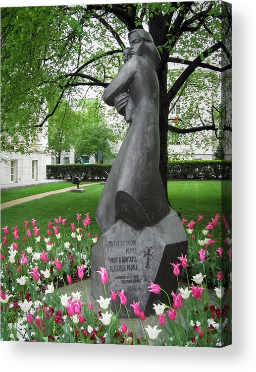 Sculpture Acrylic Print featuring the photograph To the American People from a Grateful Armenian People by Mary Lee Dereske