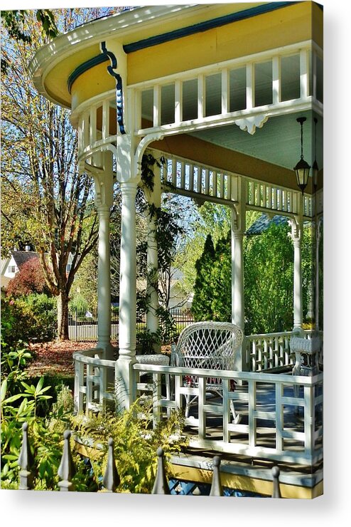 Wood Porch Acrylic Print featuring the photograph Victorian Rounded Porch by VLee Watson