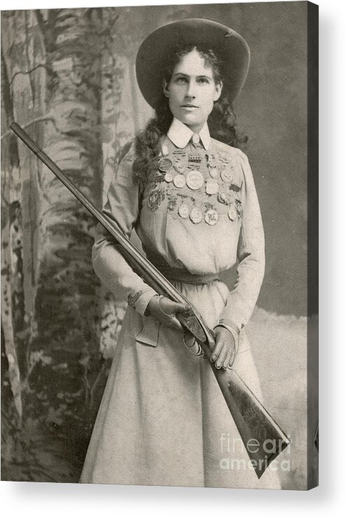 Annie Oakley Acrylic Print featuring the photograph Annie Oakley With a Rifle, 1899 by Richard Kyle Fox