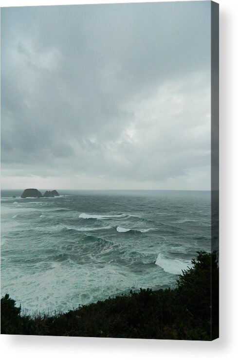 Oregon Acrylic Print featuring the photograph Storm Coming In by Gallery Of Hope 