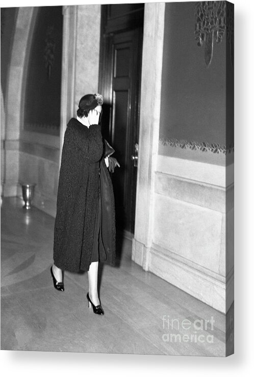Social Issues Acrylic Print featuring the photograph Abortion Before Roe V Wade #40 by Bettmann