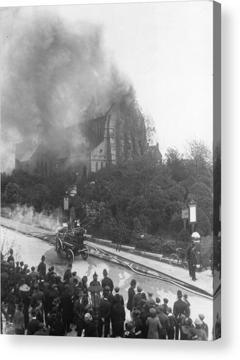 Crowd Acrylic Print featuring the photograph Arson Attack by Hulton Archive